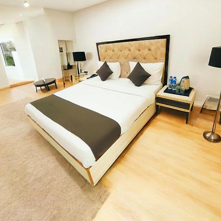 新德里 The Almora Residency - Complimentary Airport Trasnfer酒店 外观 照片