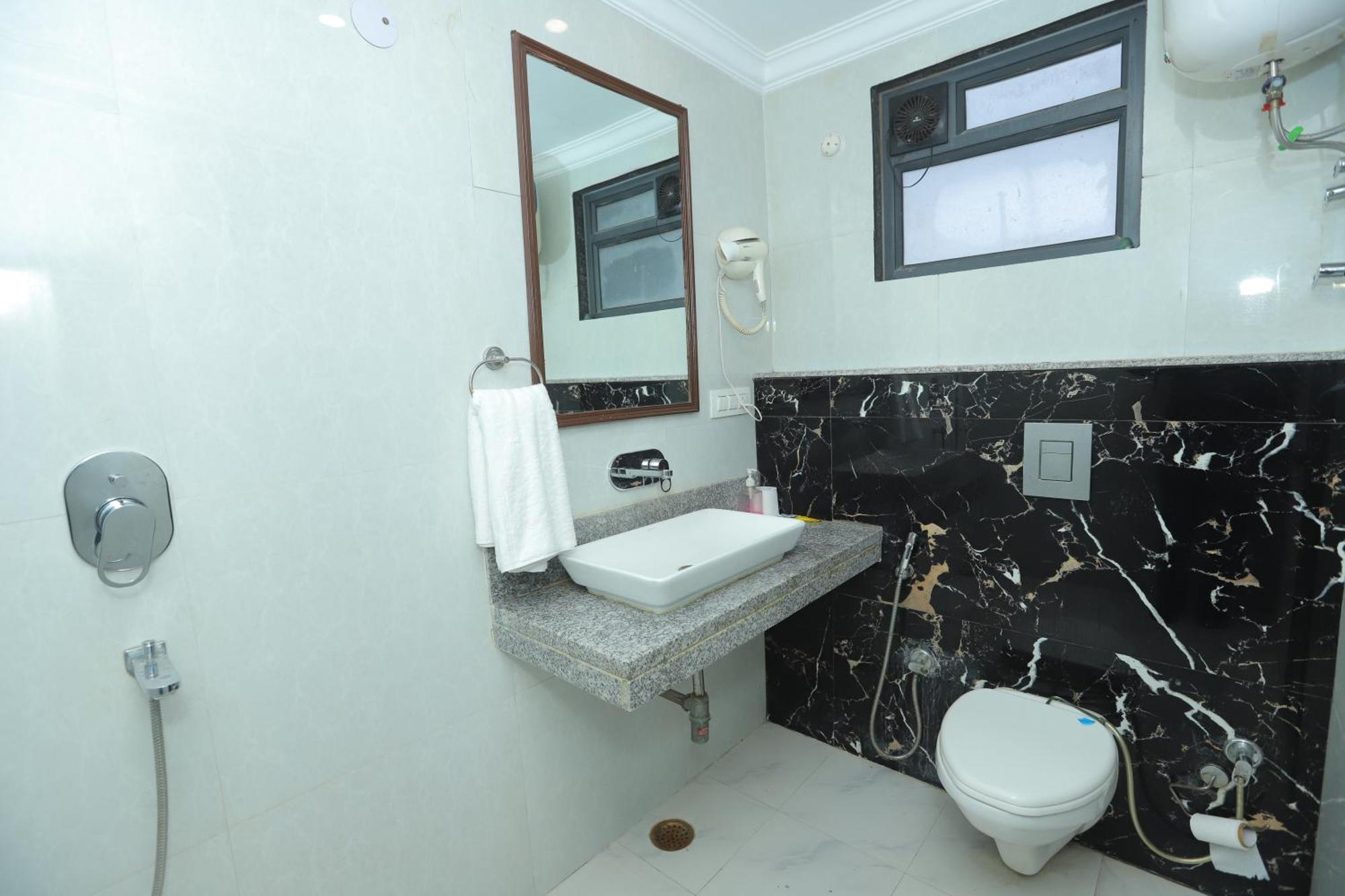 新德里 The Almora Residency - Complimentary Airport Trasnfer酒店 外观 照片