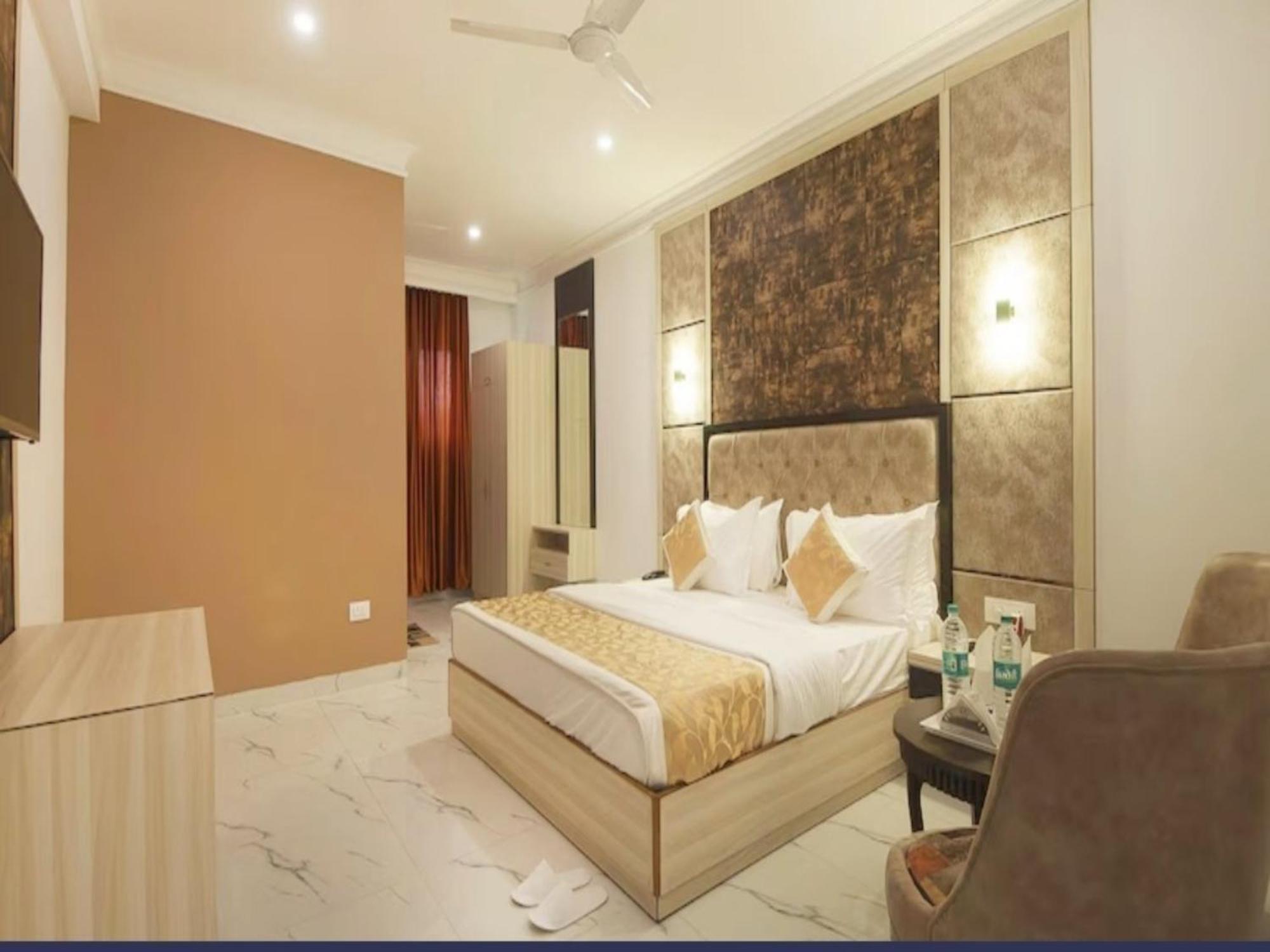 新德里 The Almora Residency - Complimentary Airport Trasnfer酒店 外观 照片