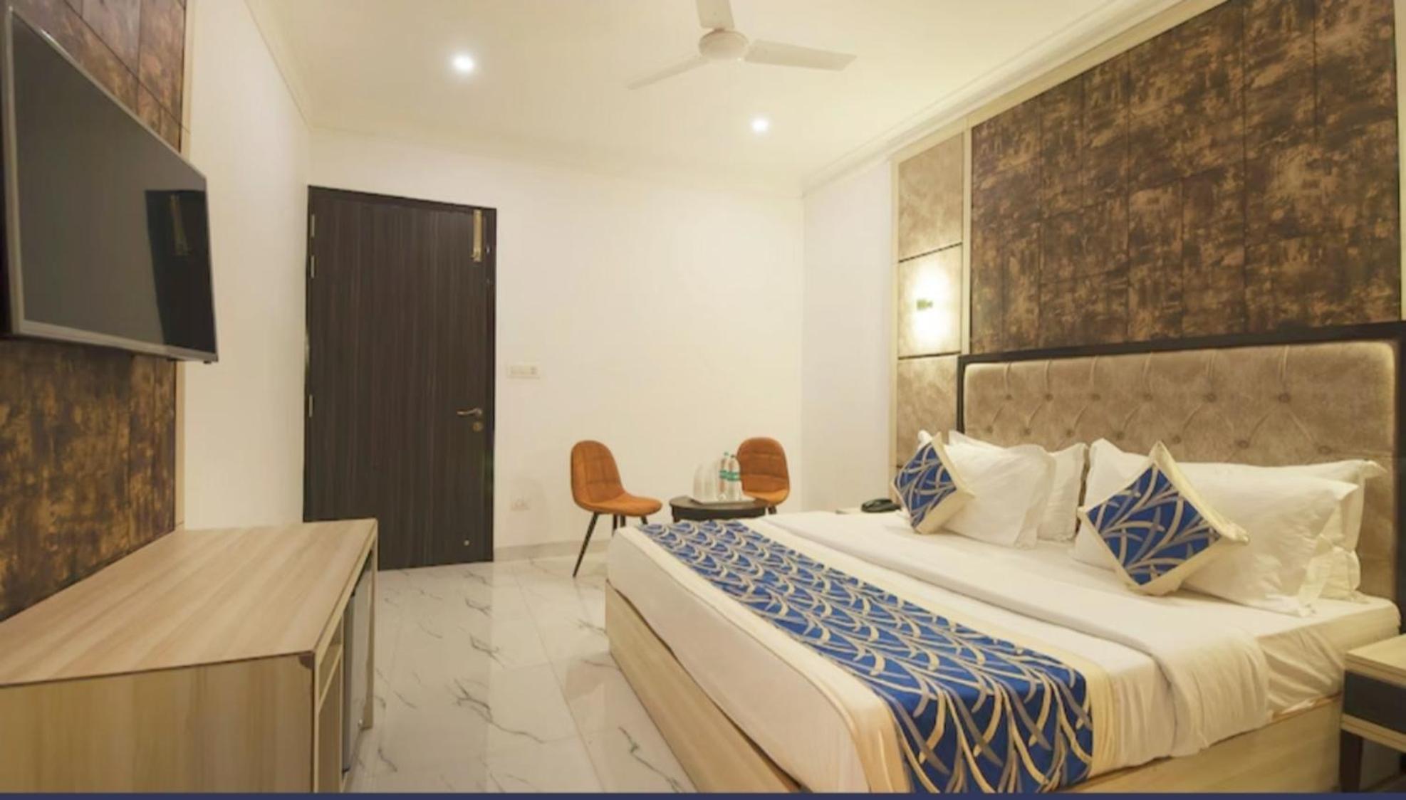 新德里 The Almora Residency - Complimentary Airport Trasnfer酒店 客房 照片