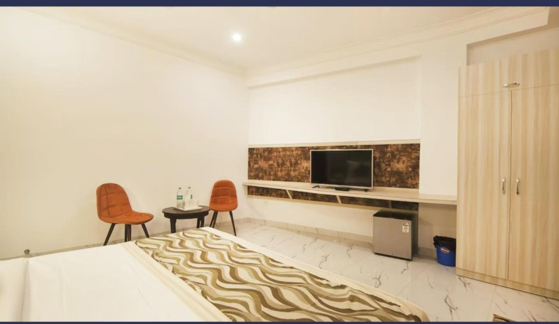 新德里 The Almora Residency - Complimentary Airport Trasnfer酒店 客房 照片