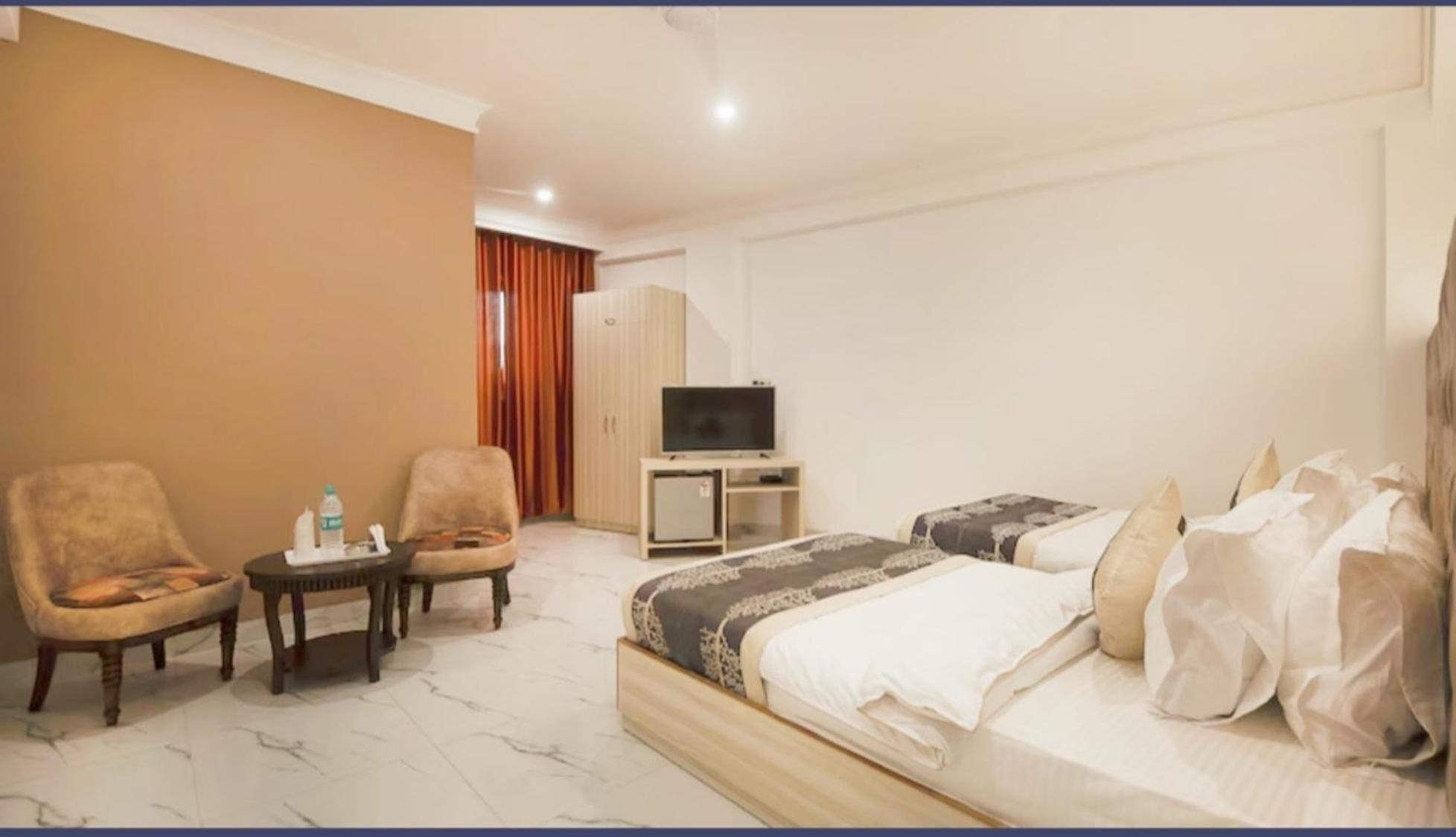 新德里 The Almora Residency - Complimentary Airport Trasnfer酒店 客房 照片