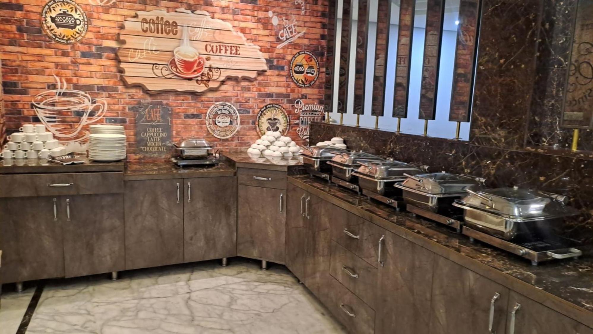 新德里 The Almora Residency - Complimentary Airport Trasnfer酒店 外观 照片